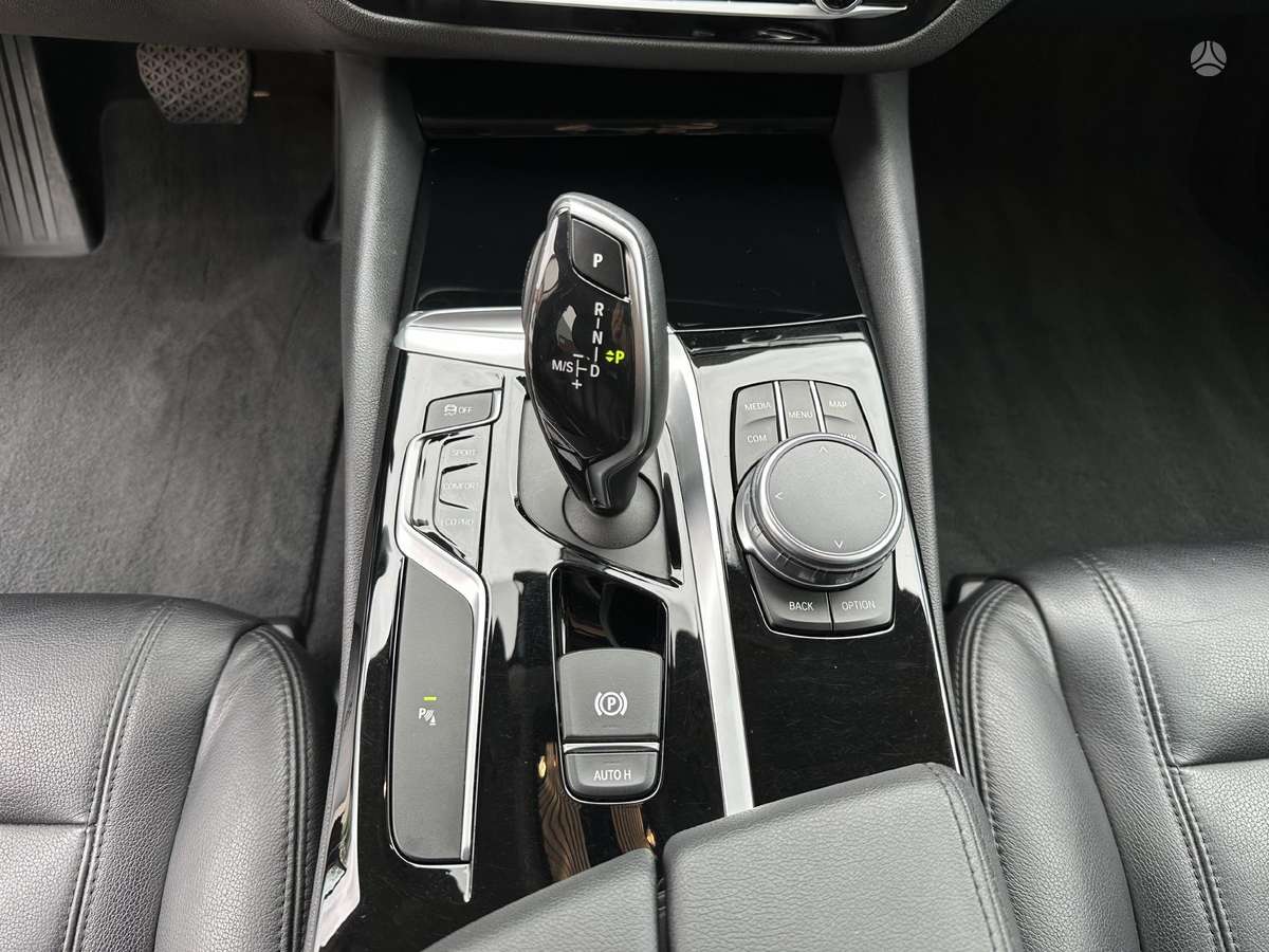 BMW 530, 3.0 l., Седан