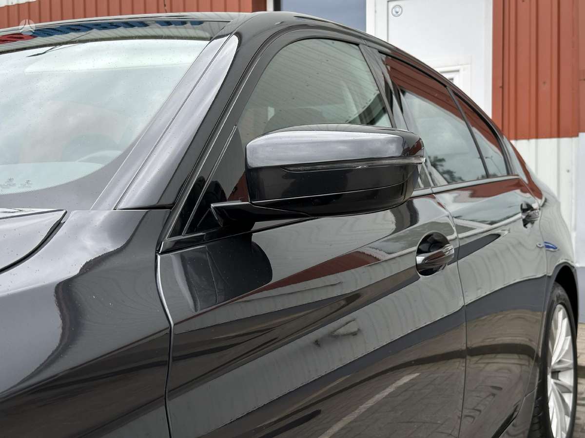 BMW 530, 3.0 l., Седан