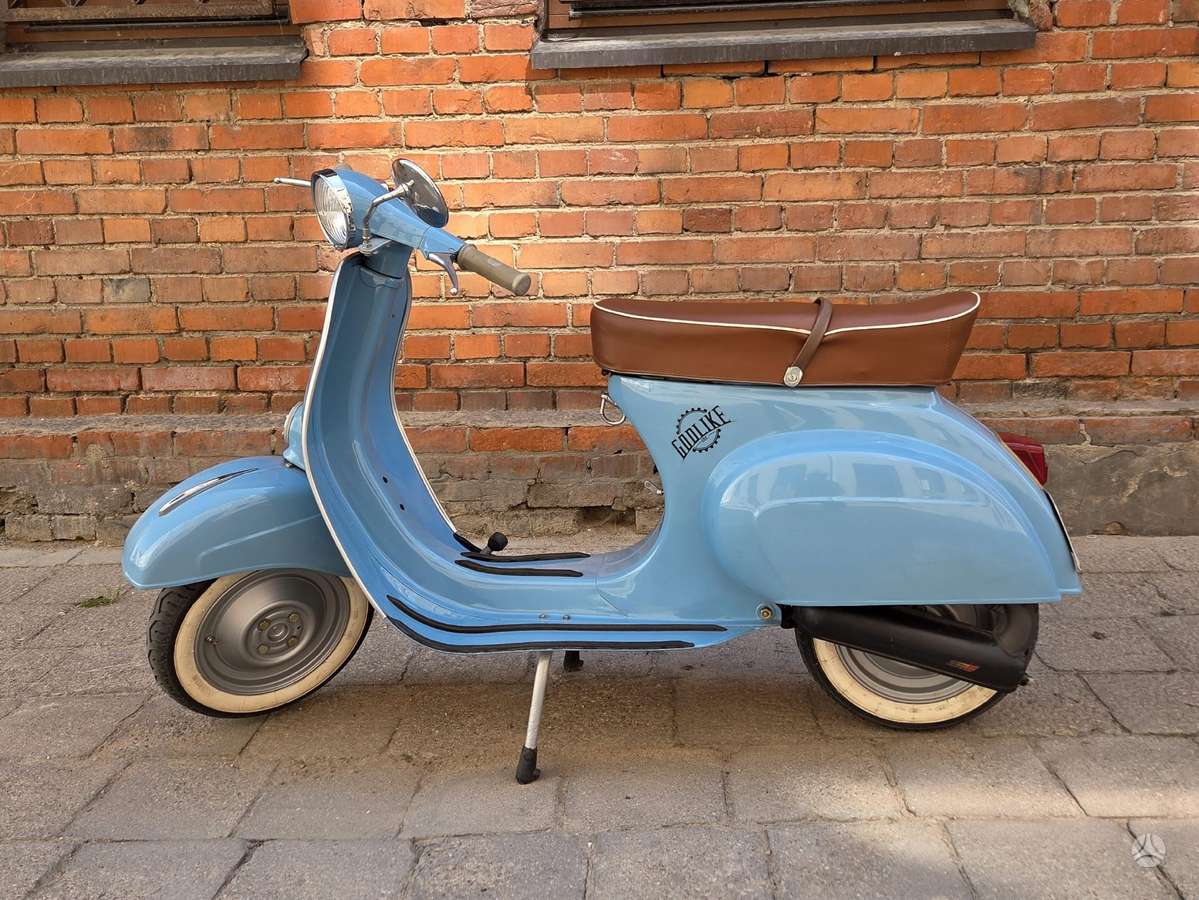 Piaggio Vespa 50cc, мотороллеры / мопеды