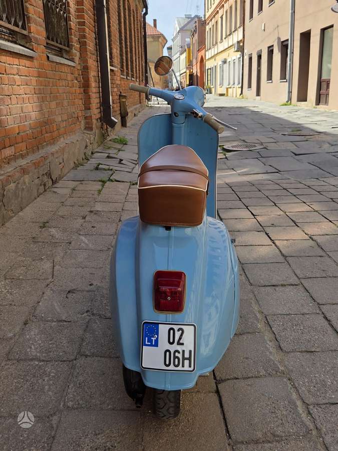 Piaggio Vespa 50cc, мотороллеры / мопеды