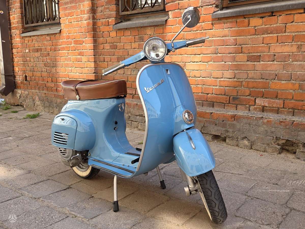 Piaggio Vespa 50cc, мотороллеры / мопеды