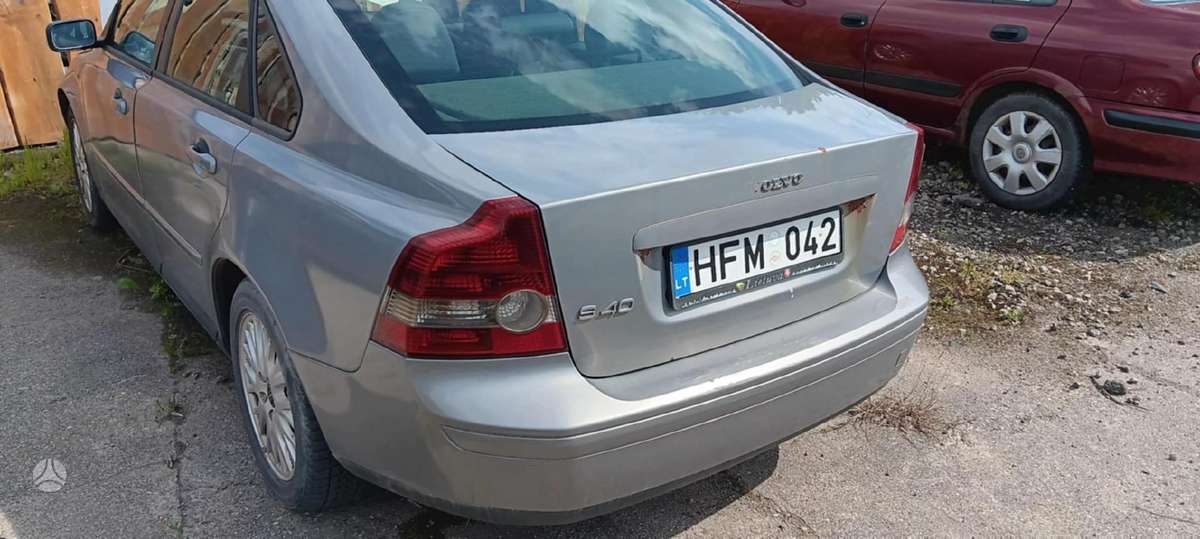 Volvo S40