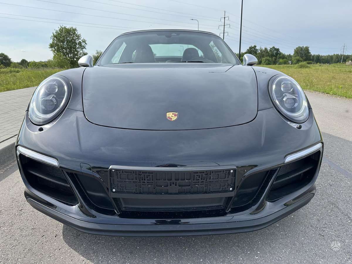Porsche 911 - 4