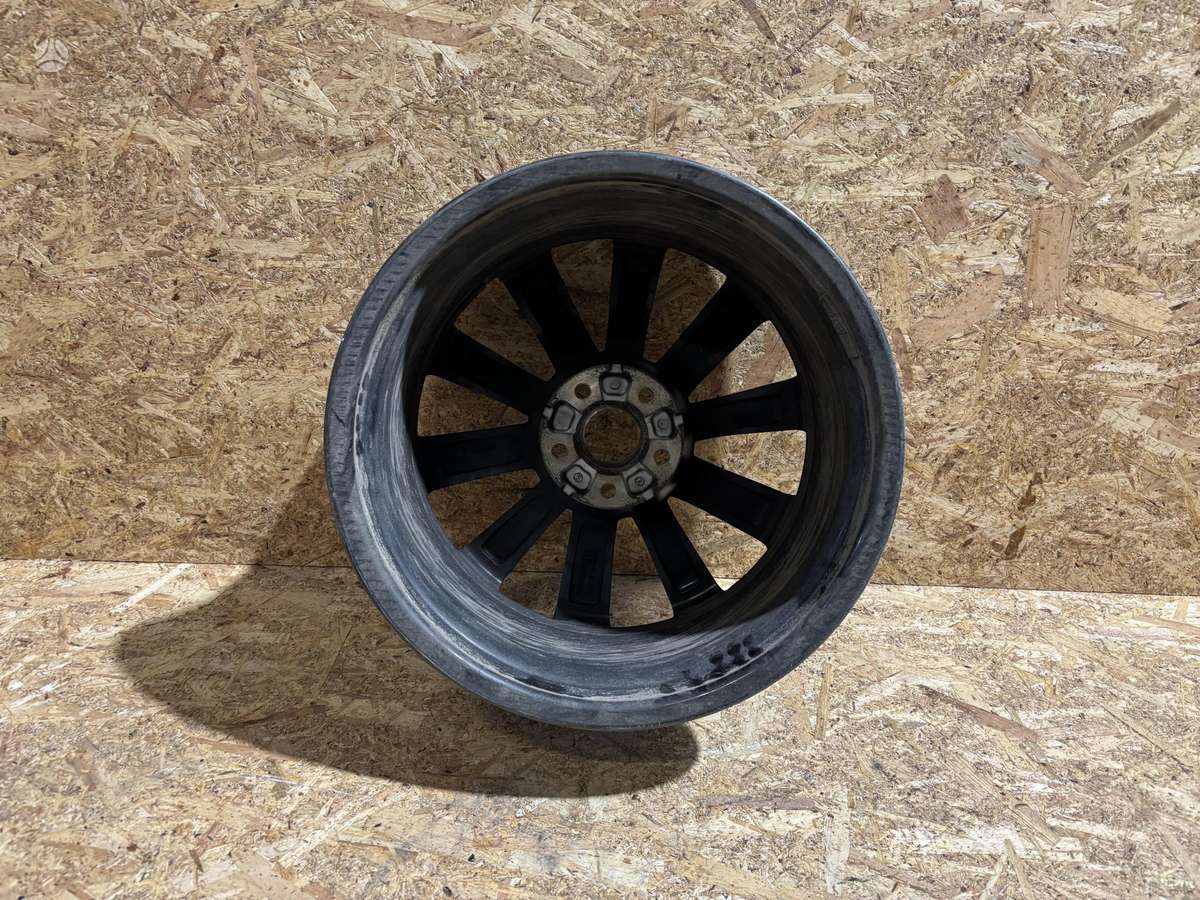 Audi A4, 8W0601025, Cen26521