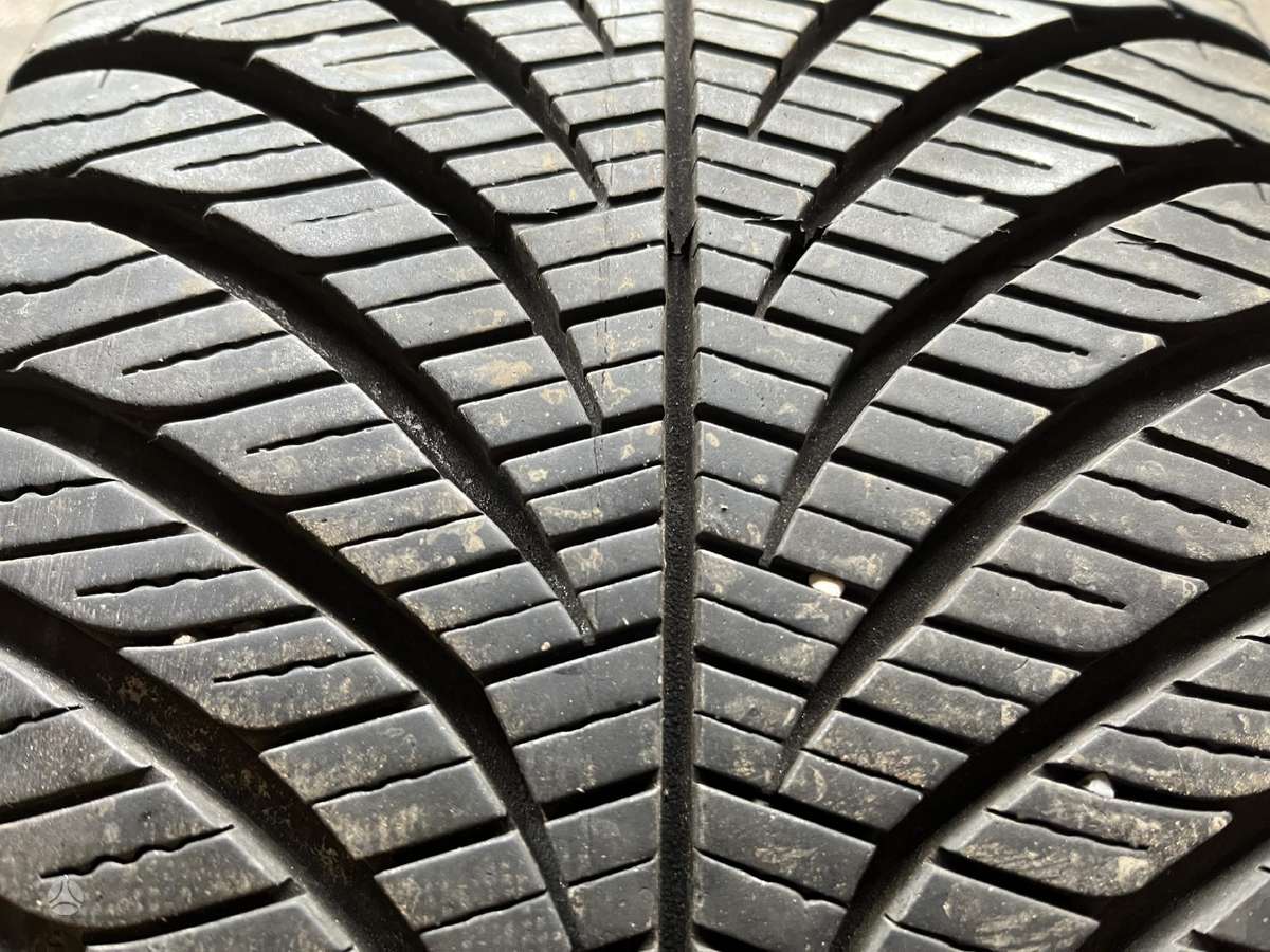 Goodyear Vector4Seasons gen-2, universalios 235/50 R18