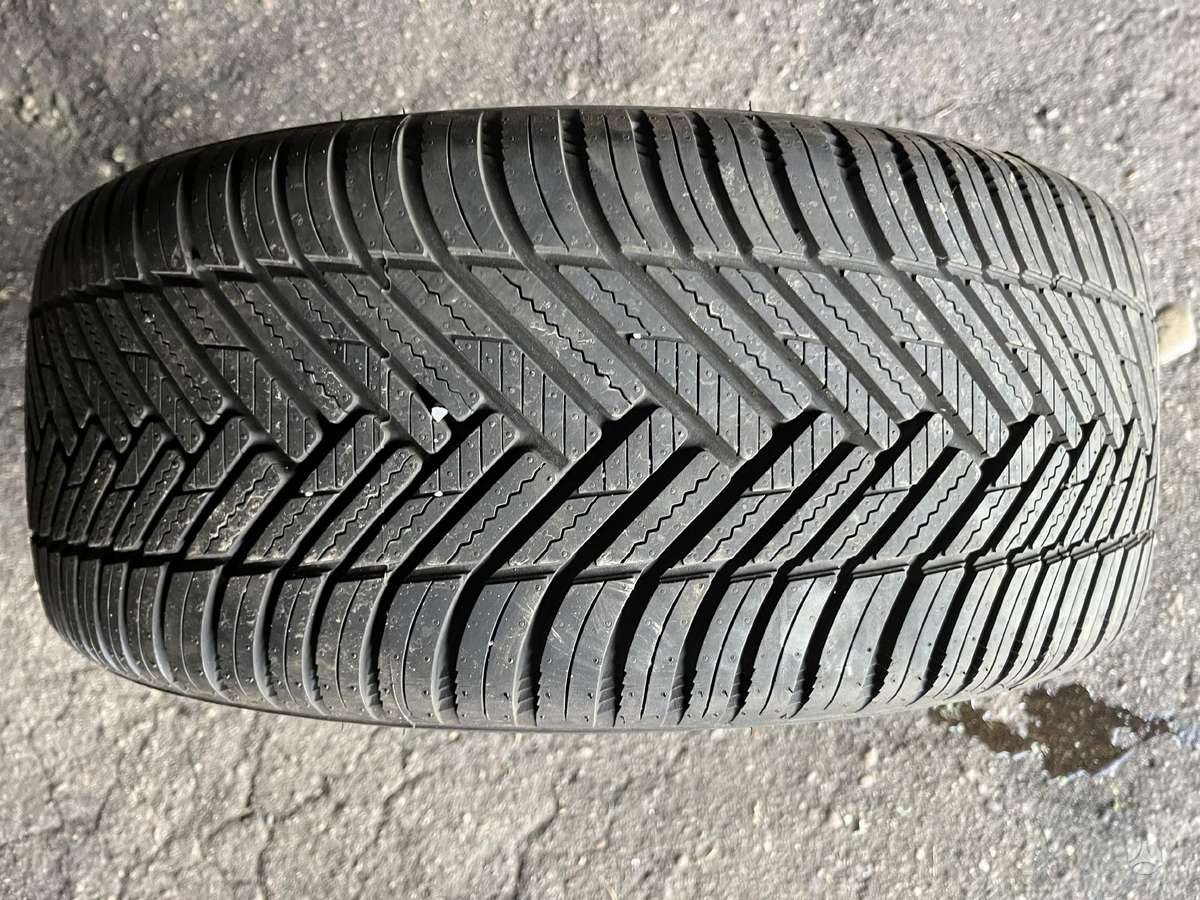 Hankook Kinergy 4S2, universalios 235/45 R18