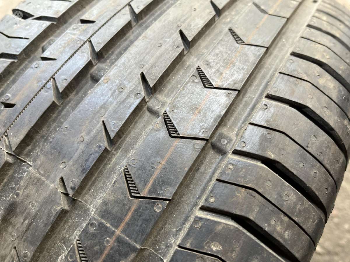 Continental PremiumContact5, summer 235/55 R17