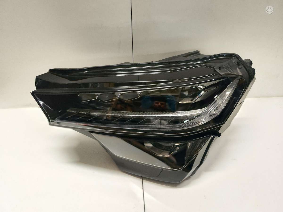 Skoda Karoq, 57h941035a