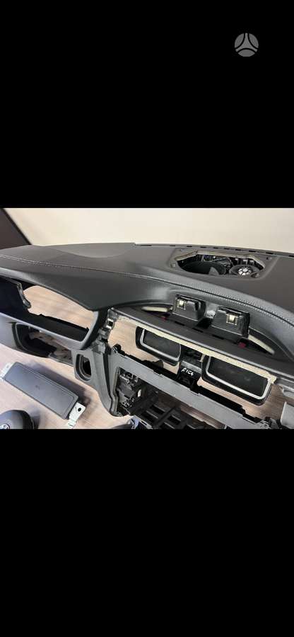 BMW 3 serija детали салона