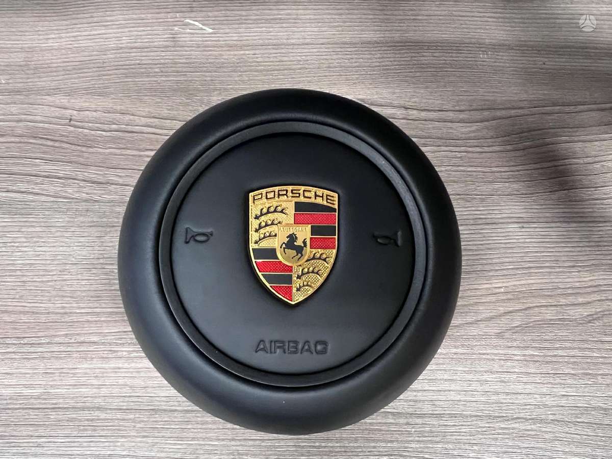 Porsche Taycan salono detalės