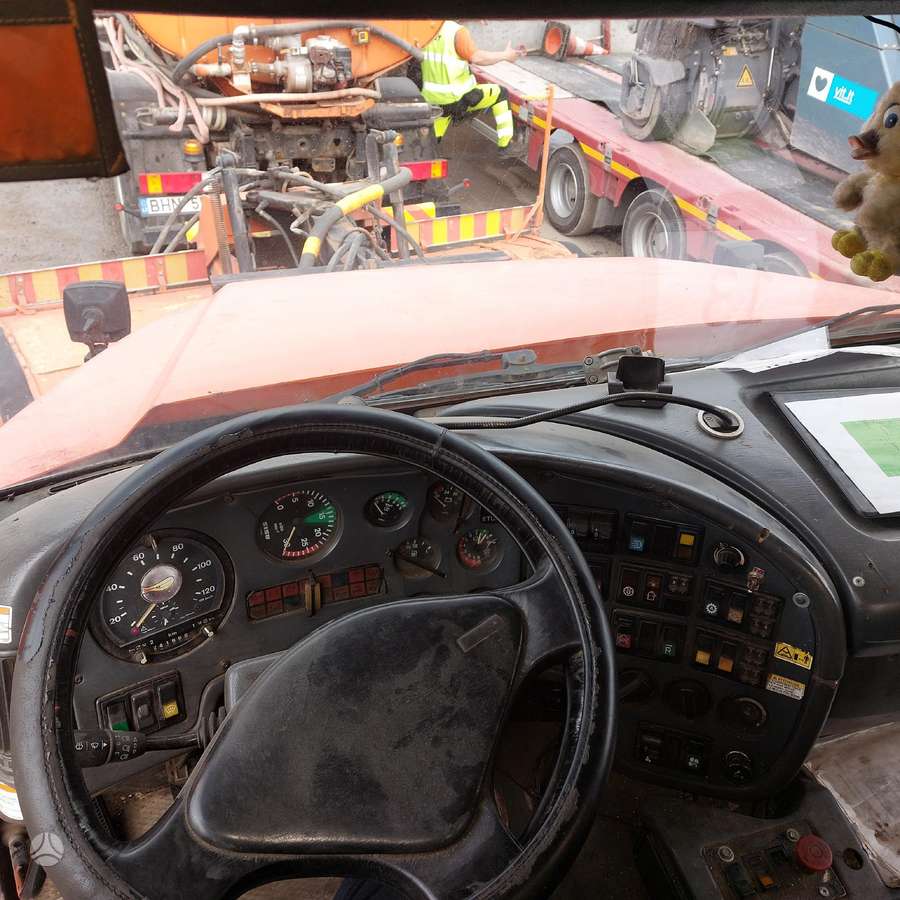 Sisu SR 332, other