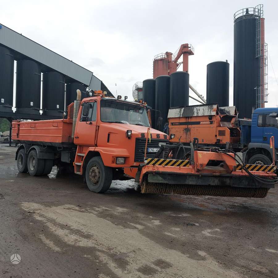 Sisu SR 332, cits
