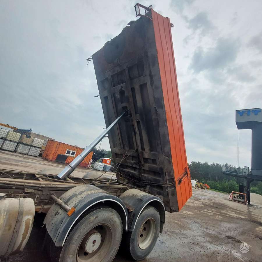 Sisu SR 332, cits