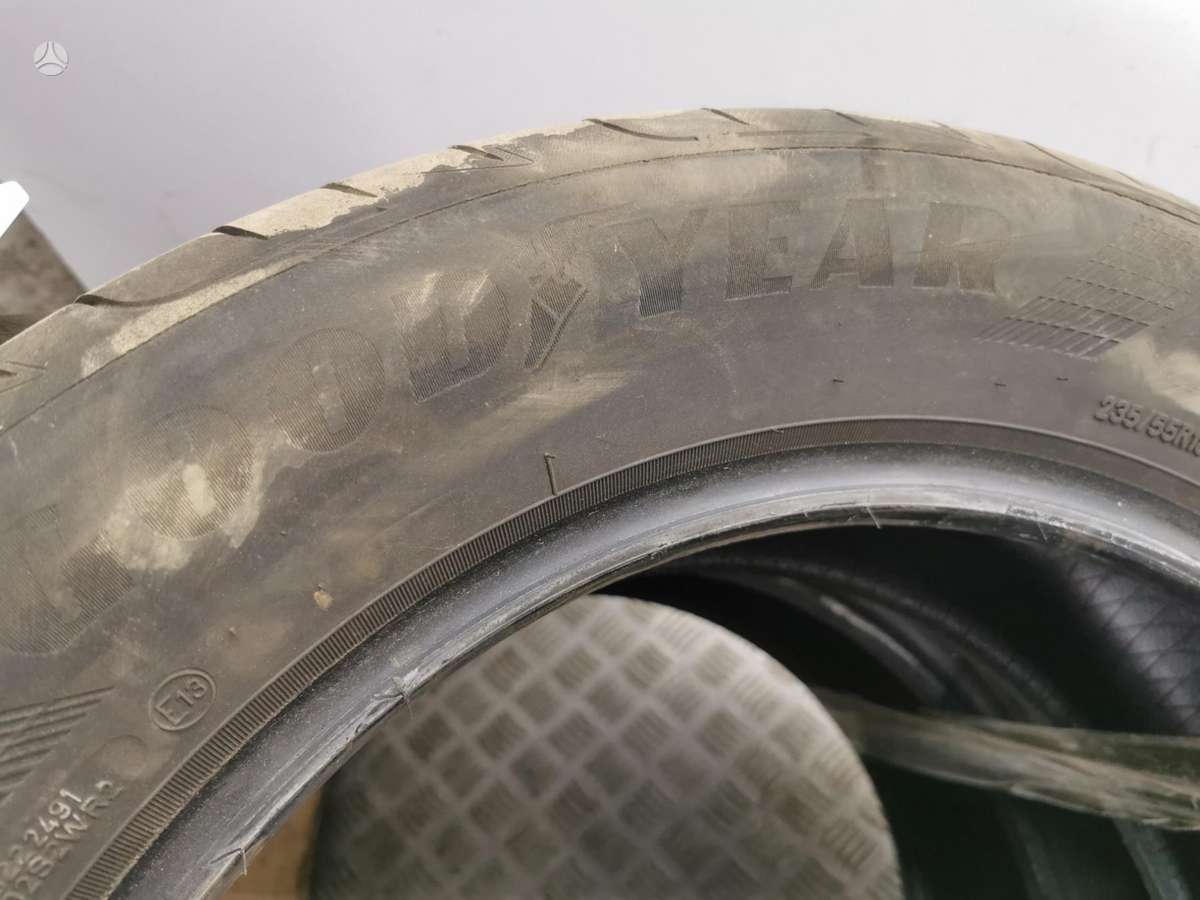 Goodyear, летние 235/55 R18