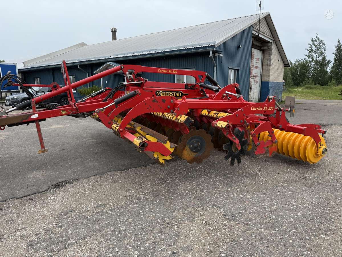 Vaderstad Cerrier XL525, scrapers, scrubbers