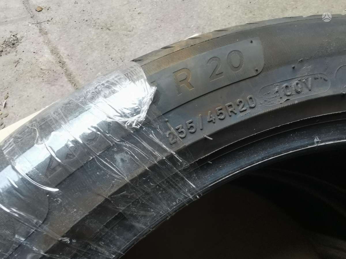 Michelin, summer 235/45 R20