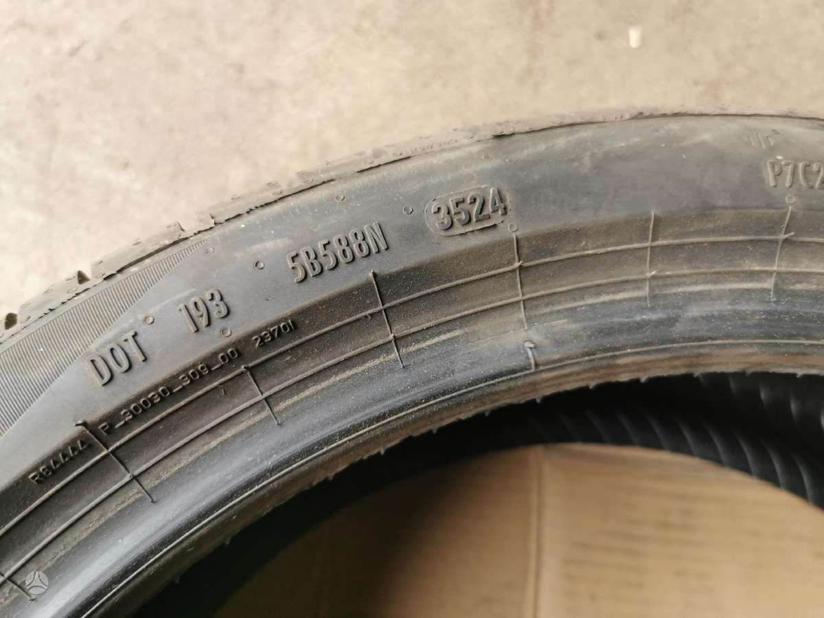 Pirelli, vasarinės 215/40 R18