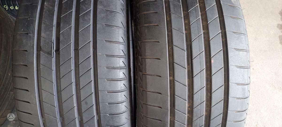 Bridgestone, vasaras 245/40 R19