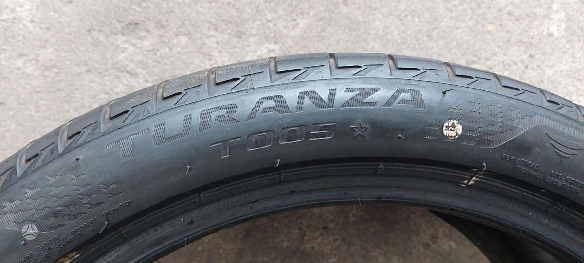 Bridgestone, summer 245/40 R19