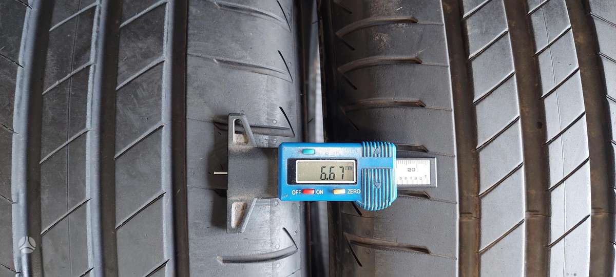 Bridgestone, vasaras 245/40 R19