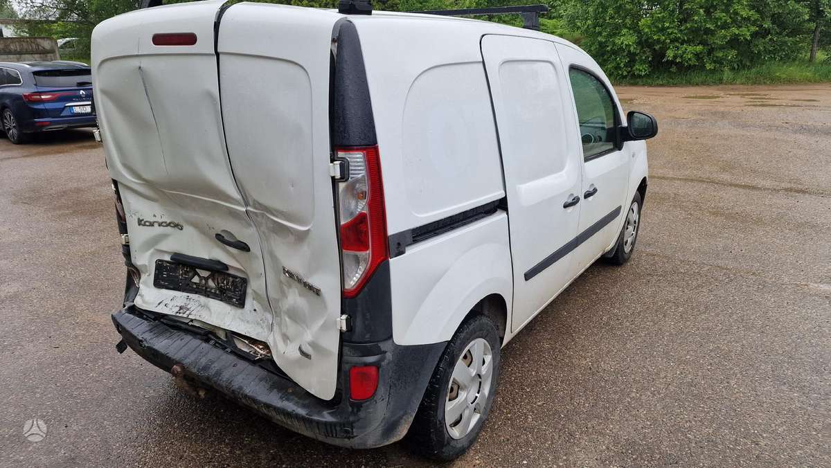 Renault Kangoo dalimis. Dalimis