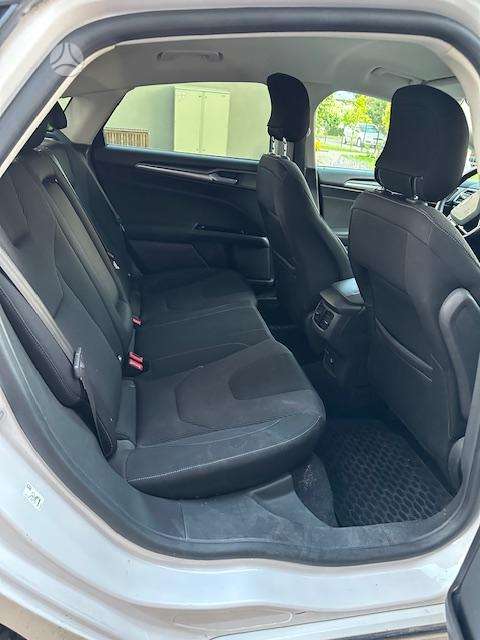 Ford Mondeo, 2.0 l., hatchback