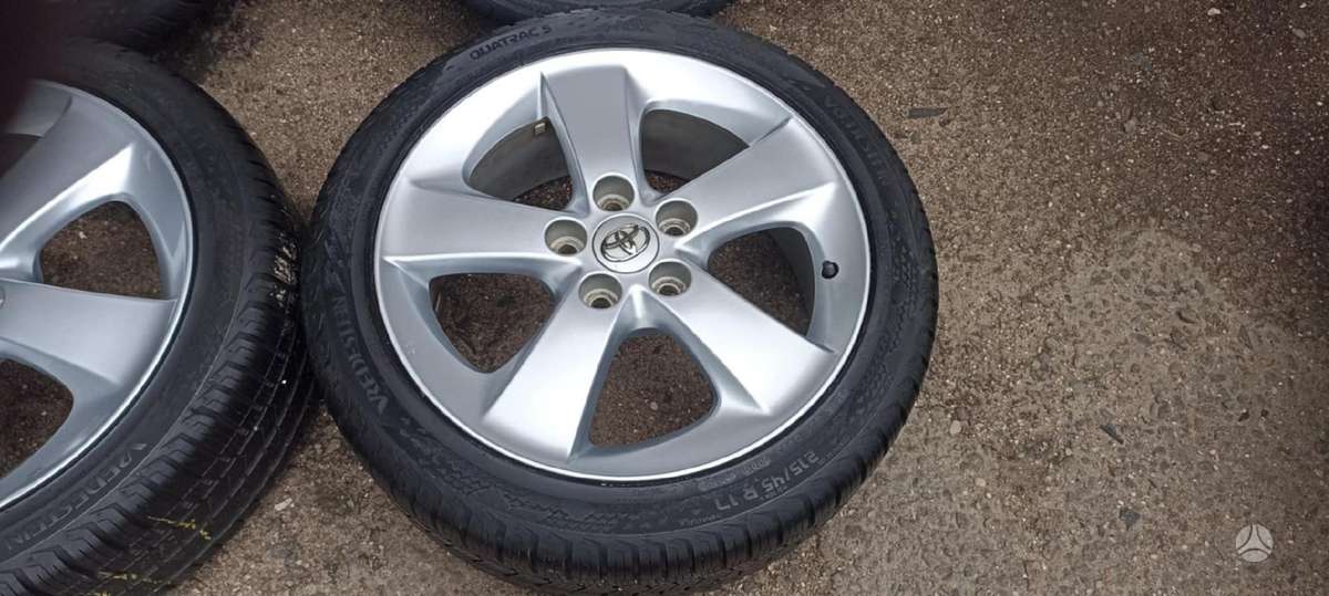 Toyota Auris/Prius+, light alloy, R17