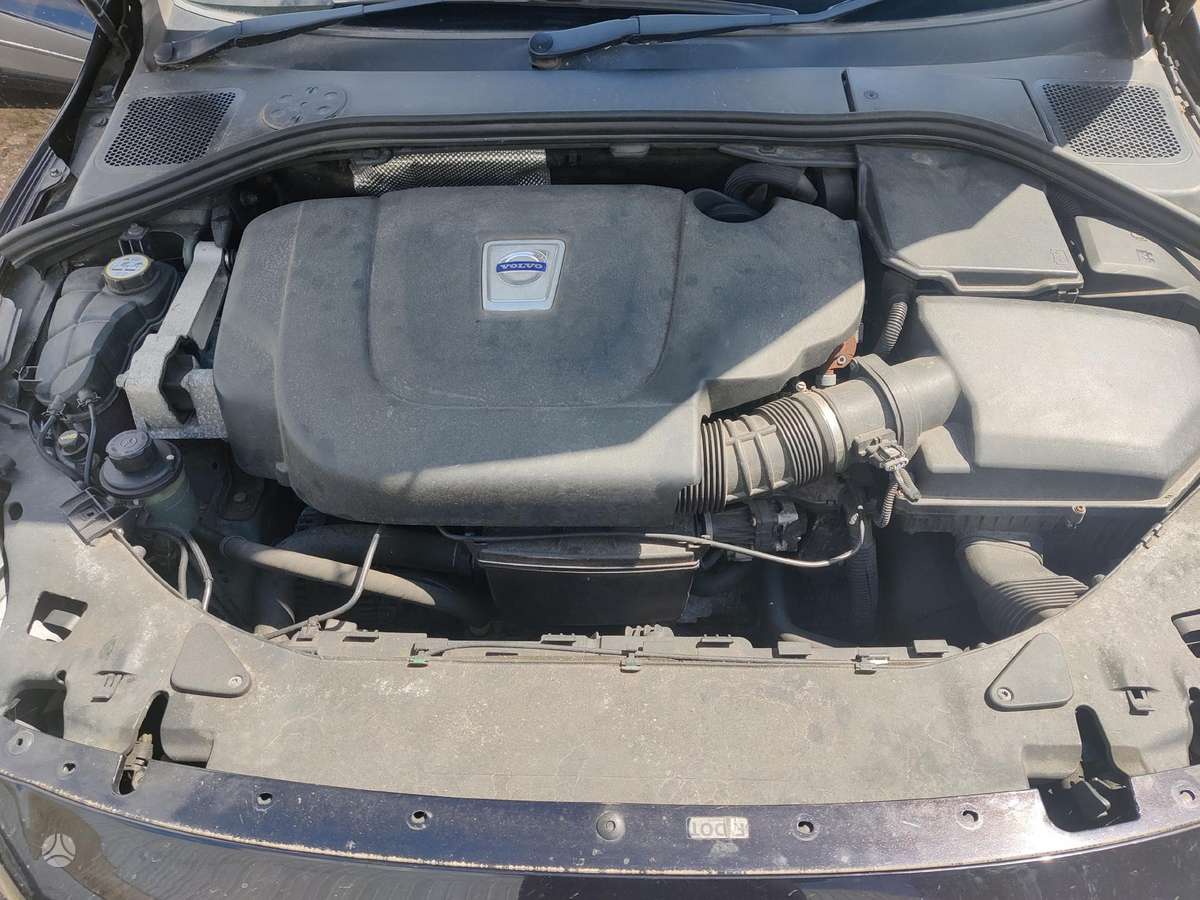 Volvo S60 Variklio kodas d5204t2