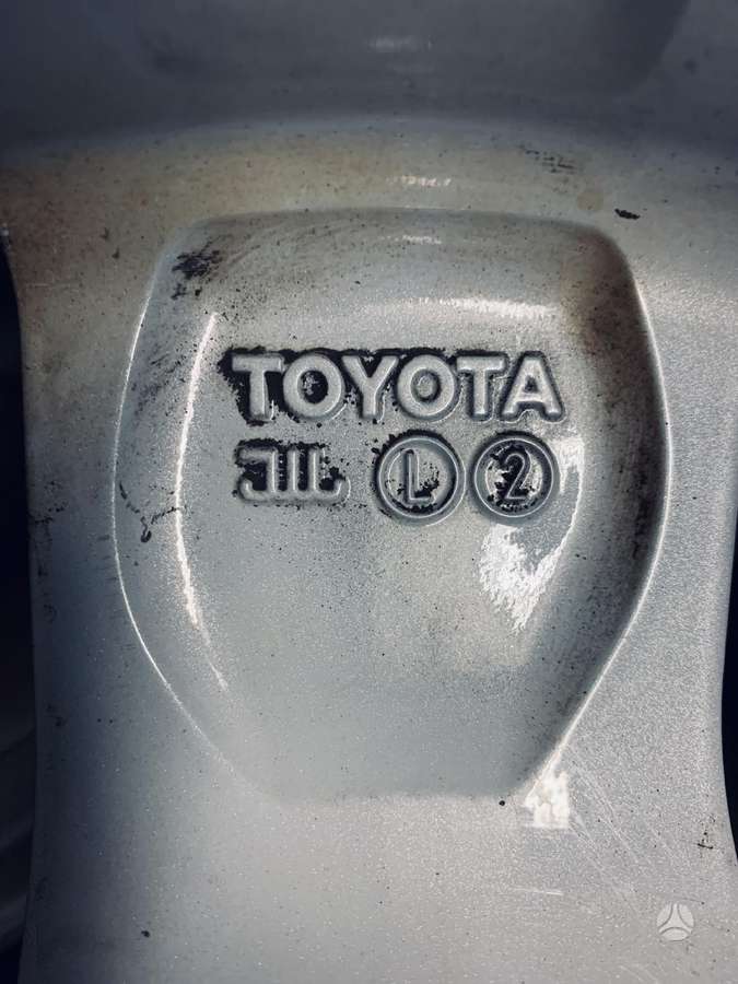 Toyota ZIEMINIS KOMPL.❄️❄️❄️, легкосплавные , R16