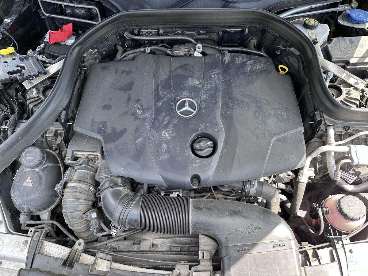 Mercedes-Benz GLC220