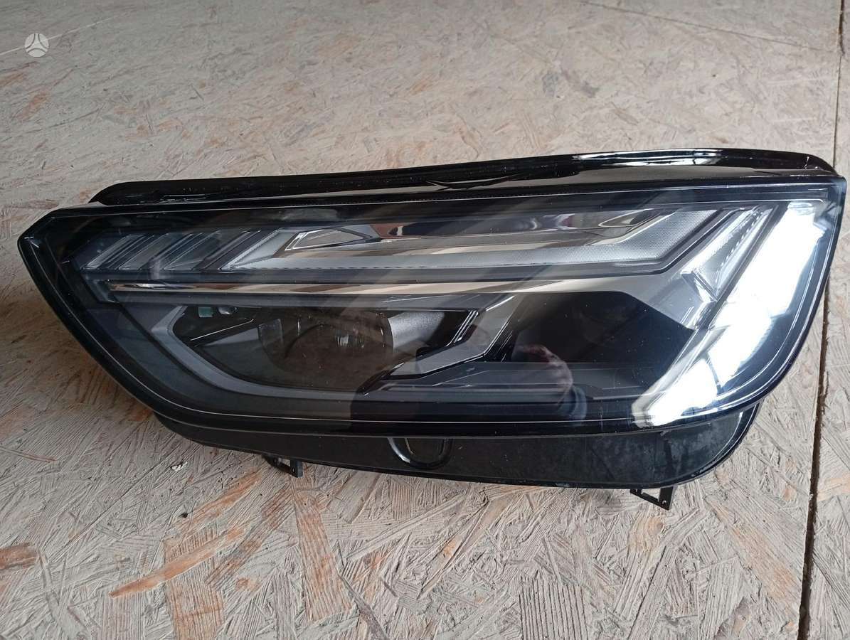 Audi Q5 lights