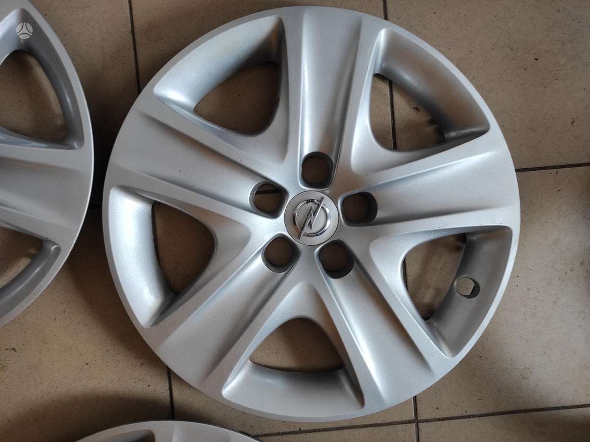 Opel, ratų gaubtai, R17