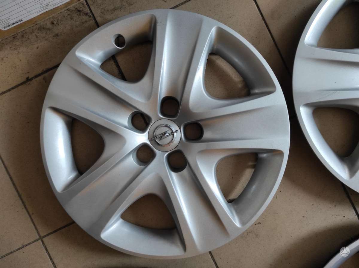 Opel, ratų gaubtai, R17