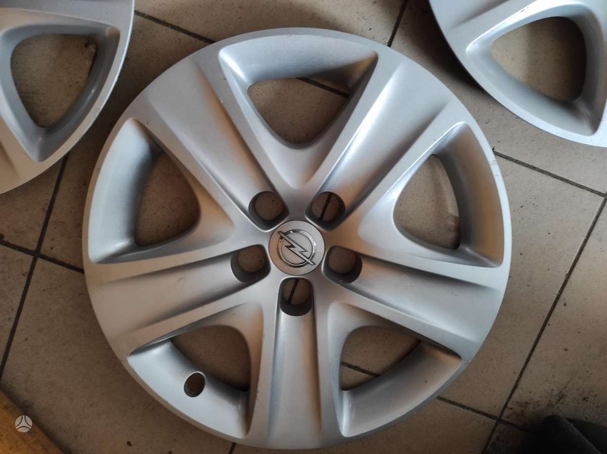 Opel, ratų gaubtai, R17