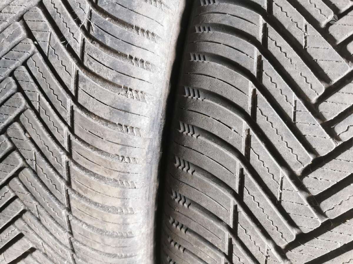 Hankook, universalios 275/45 R20