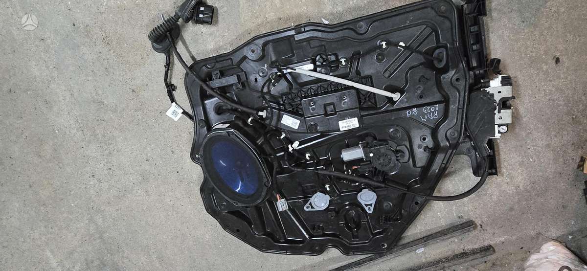 Dodge Ram salono detalės