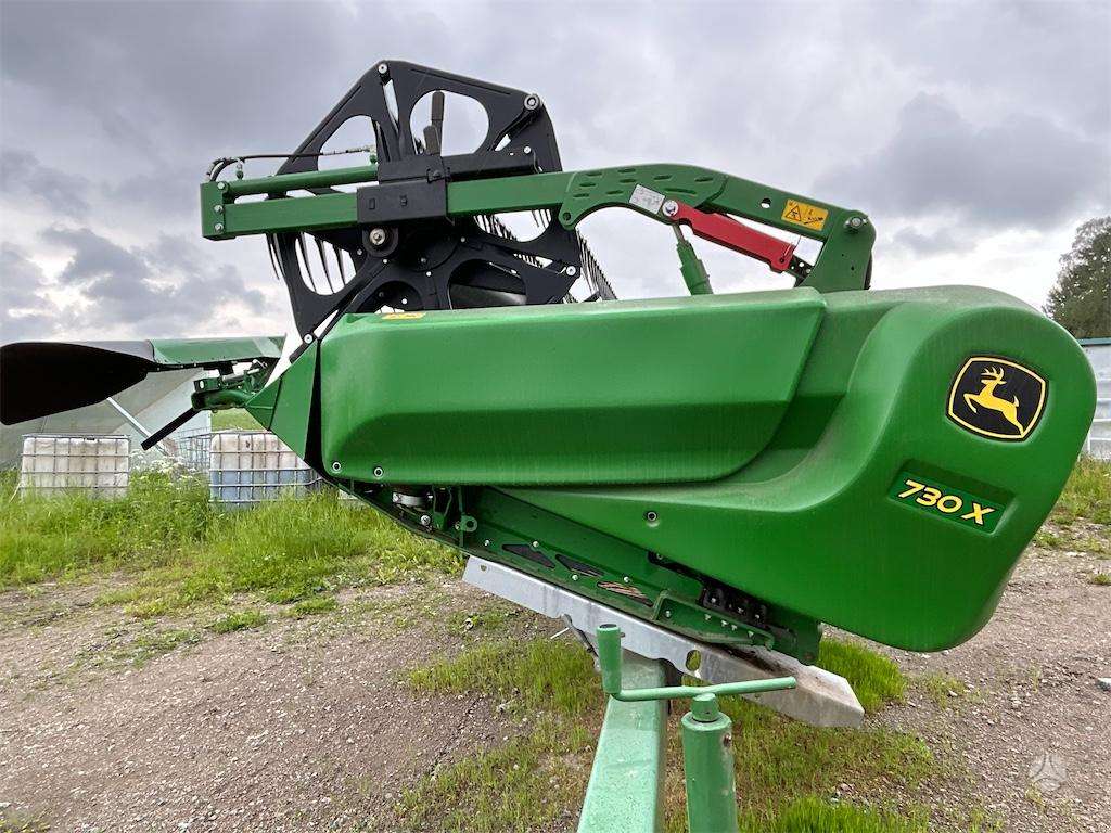 John Deere S780I, combine harvesters