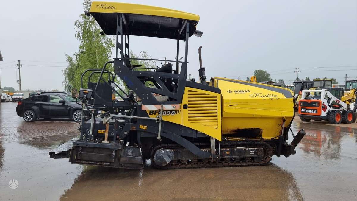 Bomag BF 300, paving machinery