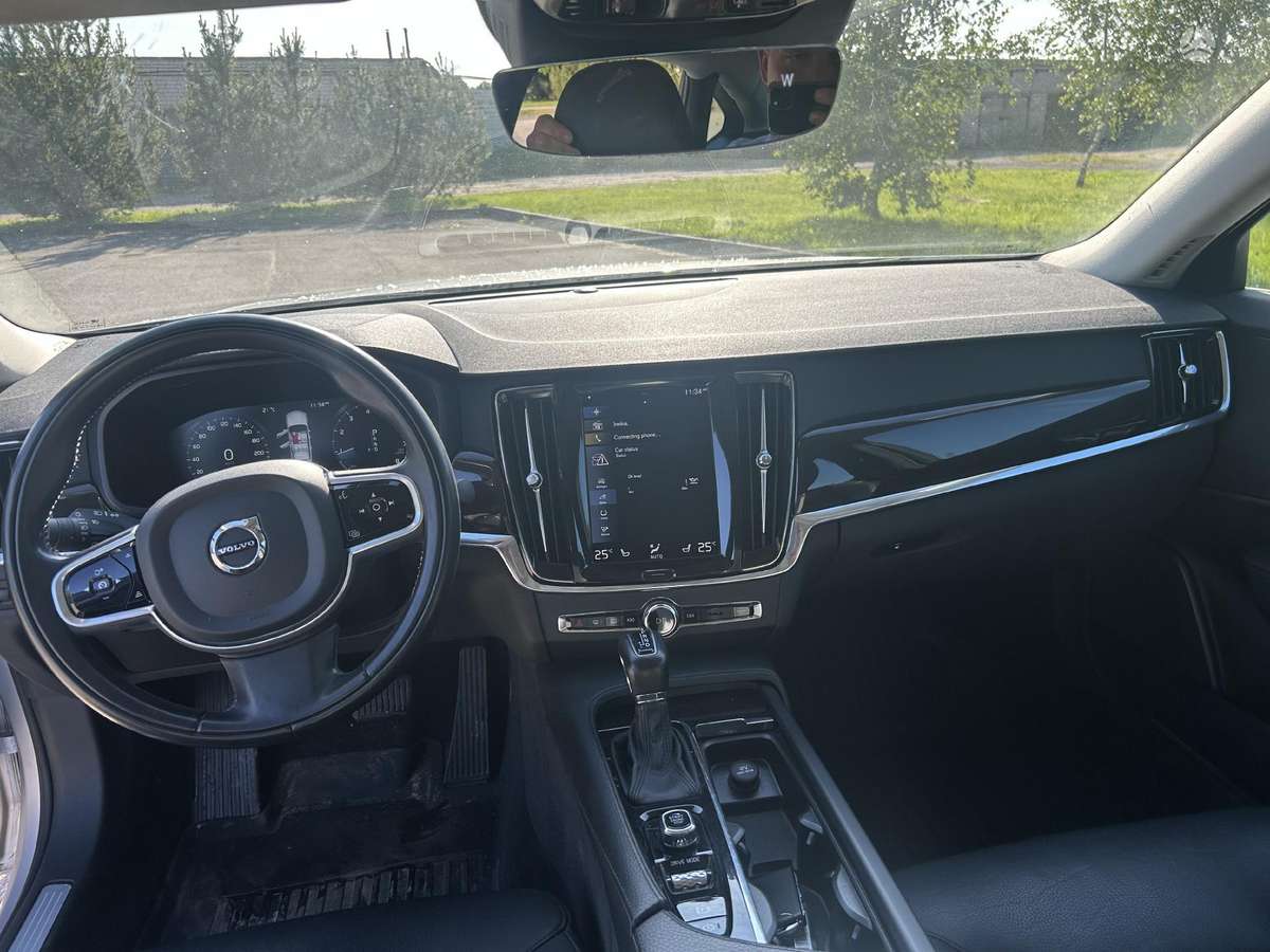 Volvo S90, 2.0 l., Лимузин