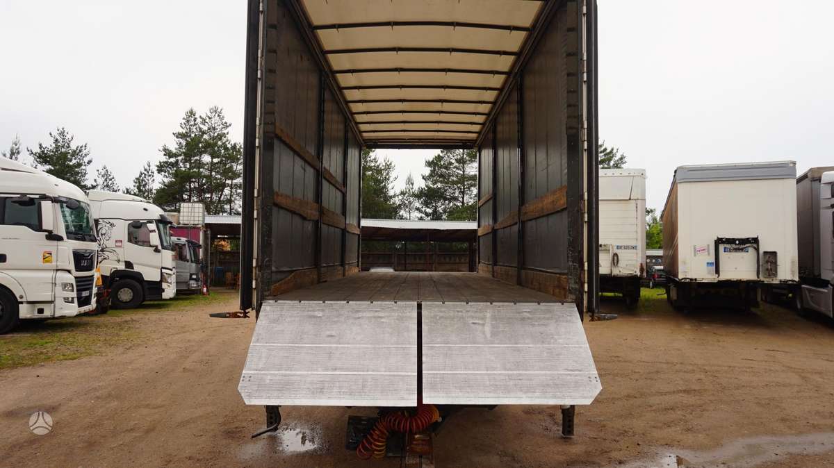 Fruehauf, curtain / tarpaulin