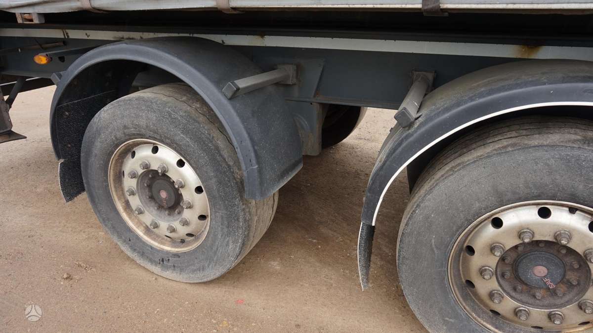 Fruehauf, container