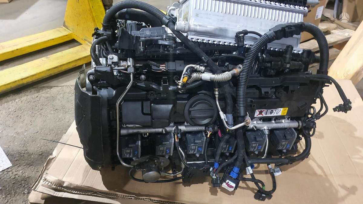 BMW M3 engine parts
