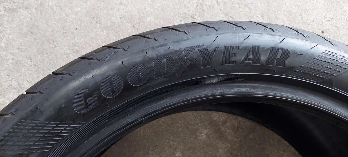Goodyear, летние 245/40 R19