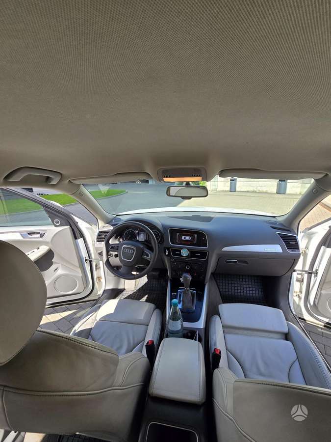 Audi Q5, 2.0 l., Внедорожник / Кроссовер