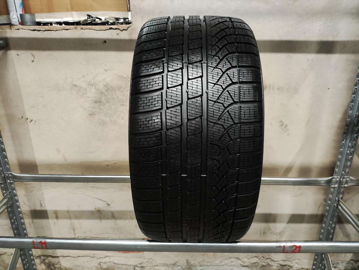 Pirelli PZero Winter NAUJA, žieminės 285/40 R19