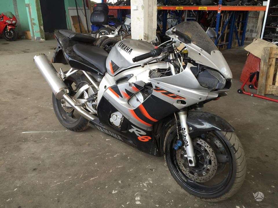 Yamaha R6, superbikes