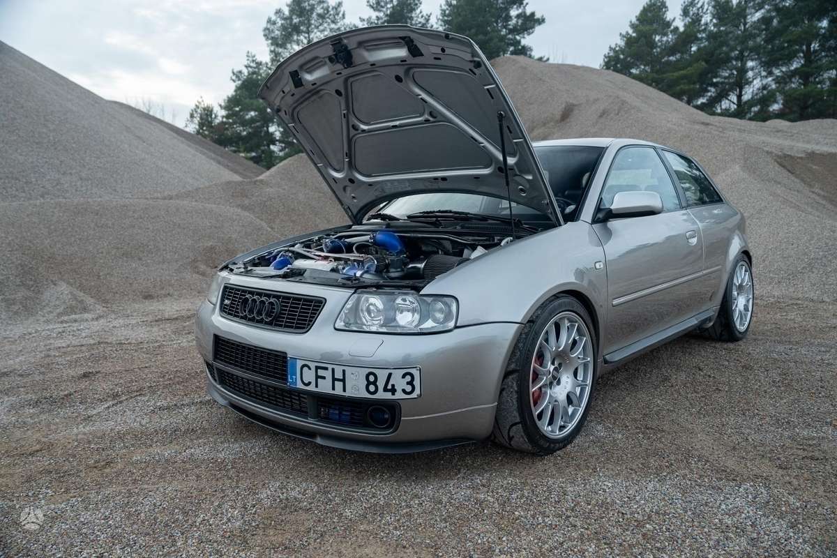 Audi S3, 1.8 l., hatchback
