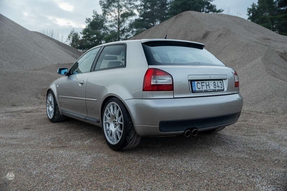 Audi S3, 1.8 l., hatchback