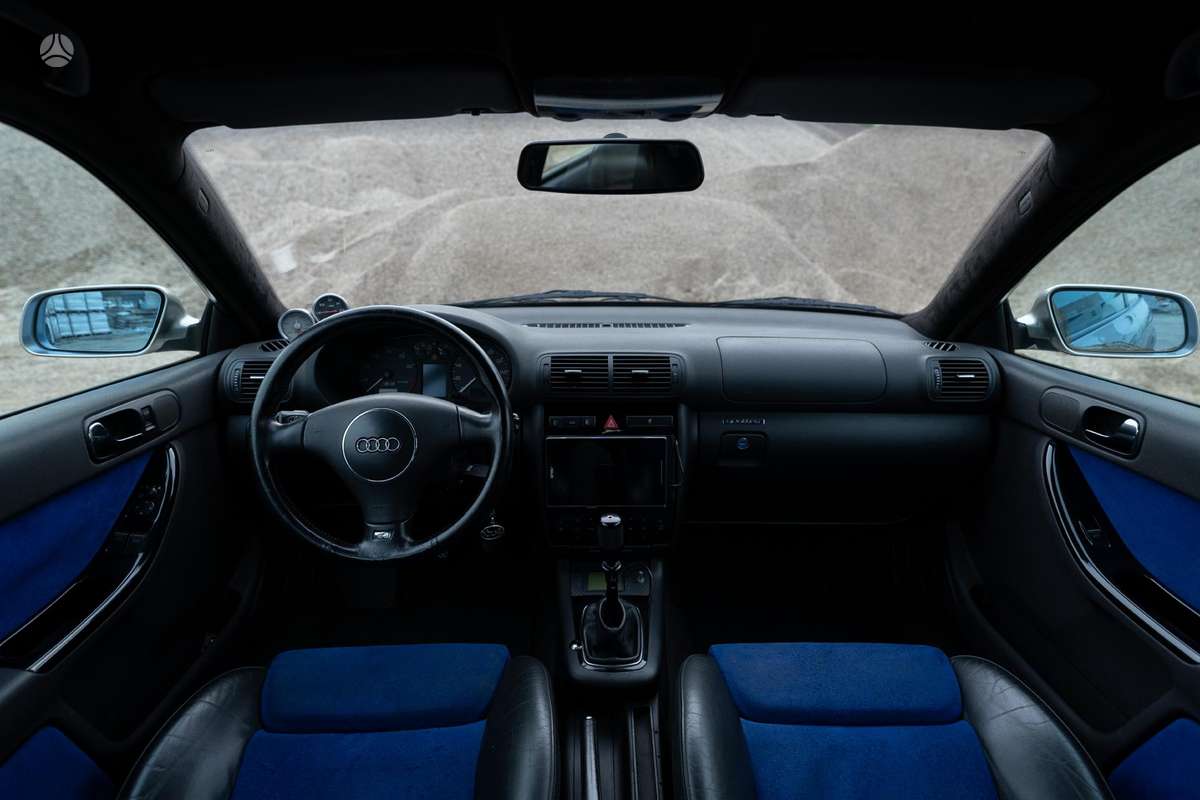 Audi S3, 1.8 l., hatchback