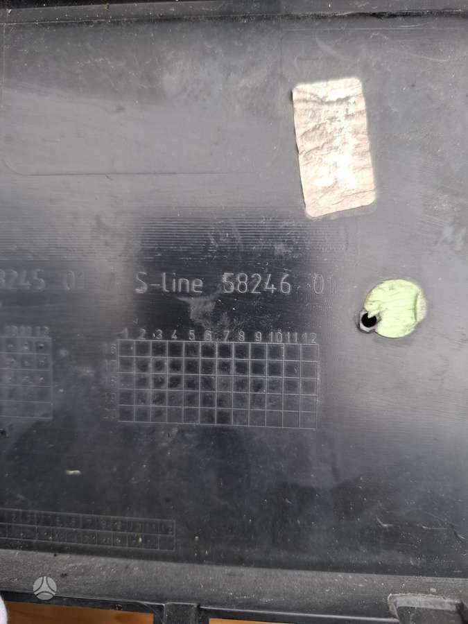 Audi Q5, BRO 853651, front grill